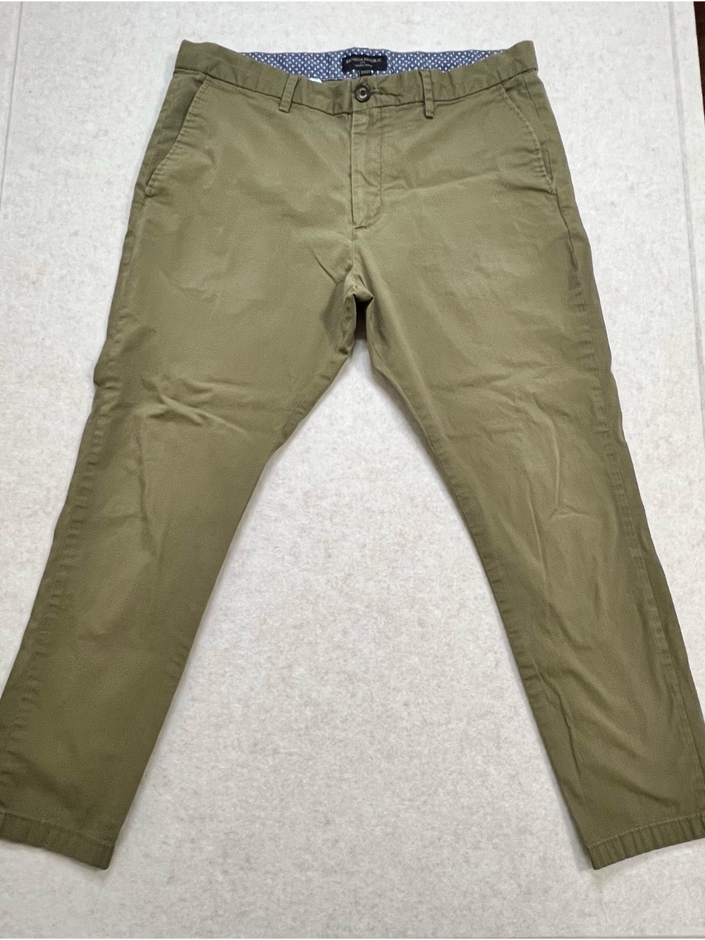 Banana Republic Aiden Chino Summerweight Pants 35x32 Olive